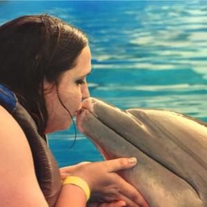 Meet your Posher, Whitney